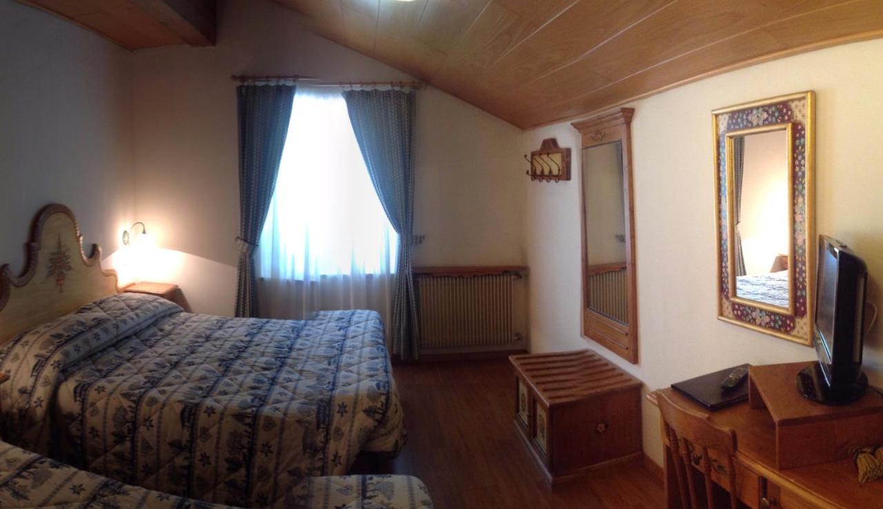 Park Hotel Mater Dei Pozza di Fassa Habitación foto