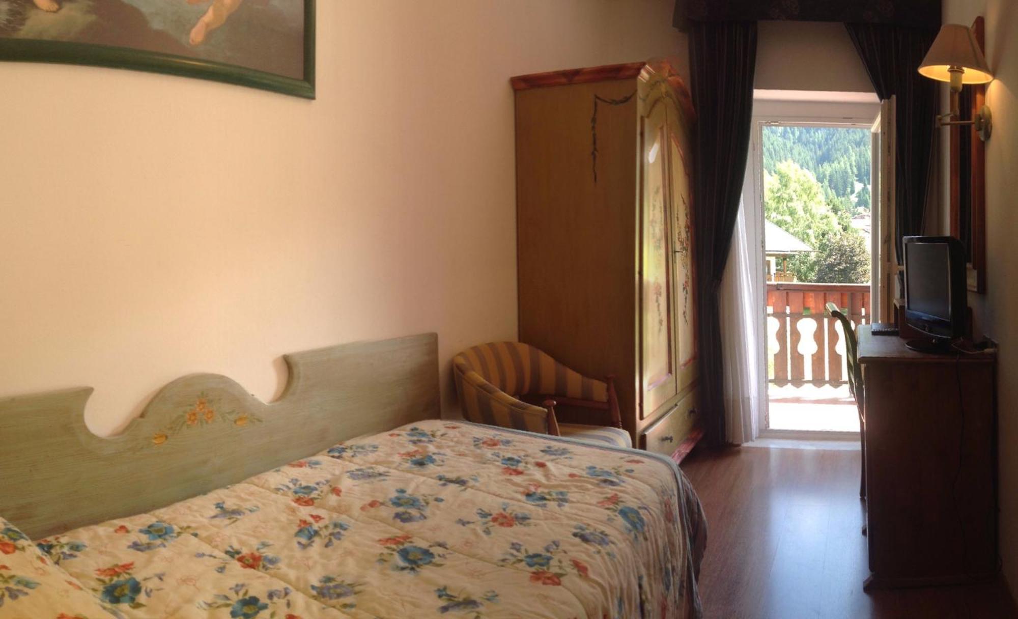 Park Hotel Mater Dei Pozza di Fassa Habitación foto